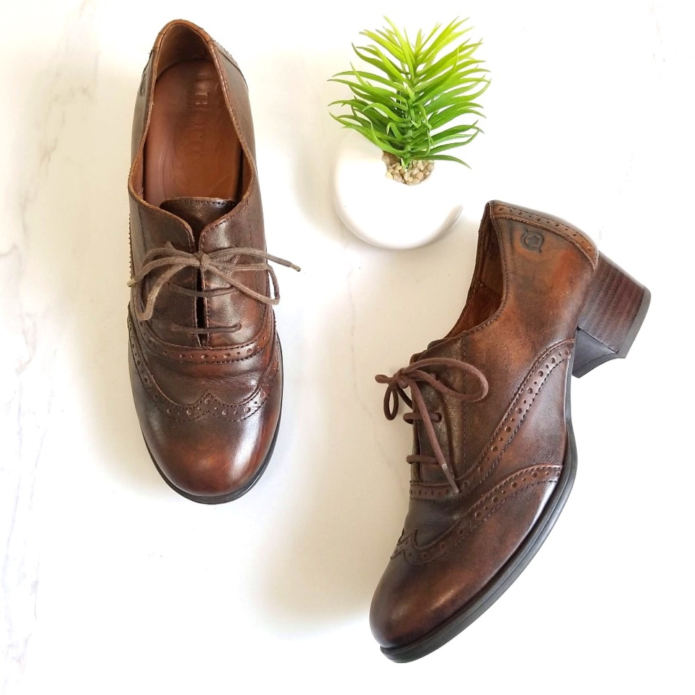 Born Wingtip Oxford Heels Booties Brown Distressed Leather Lace Up Shoes Women's